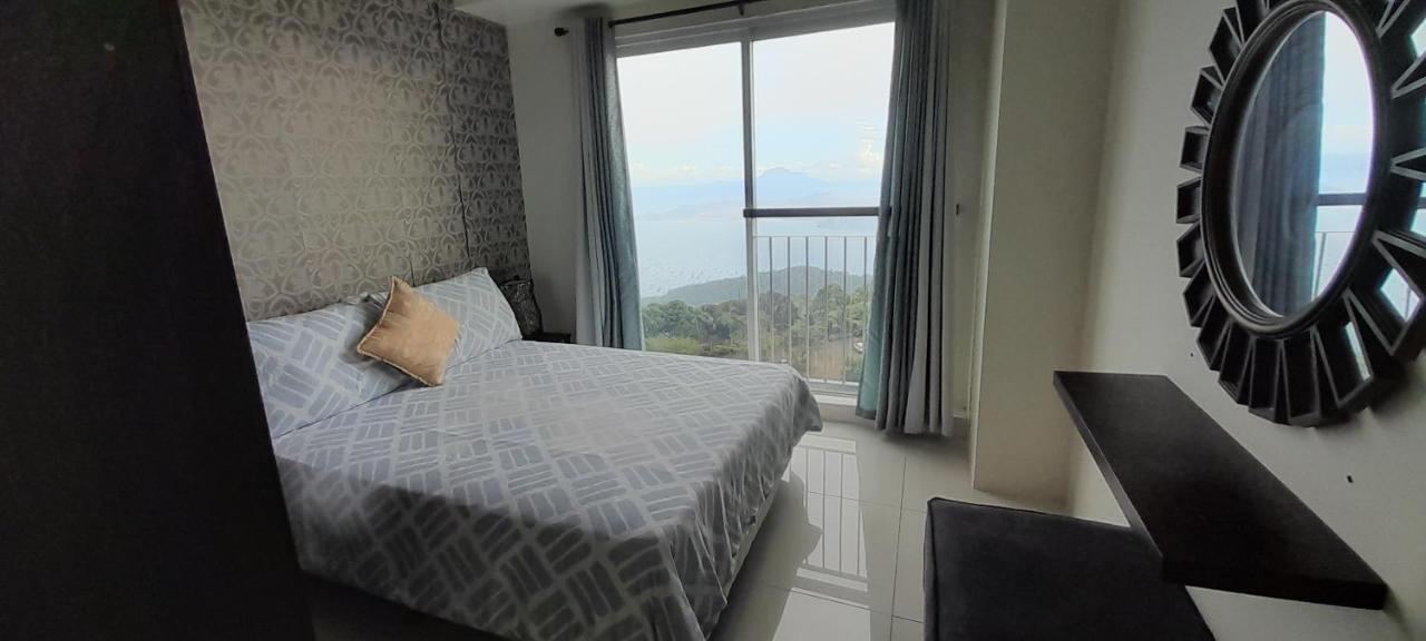 Rm Staycation Taalview Smdc Tagaytay City Екстер'єр фото